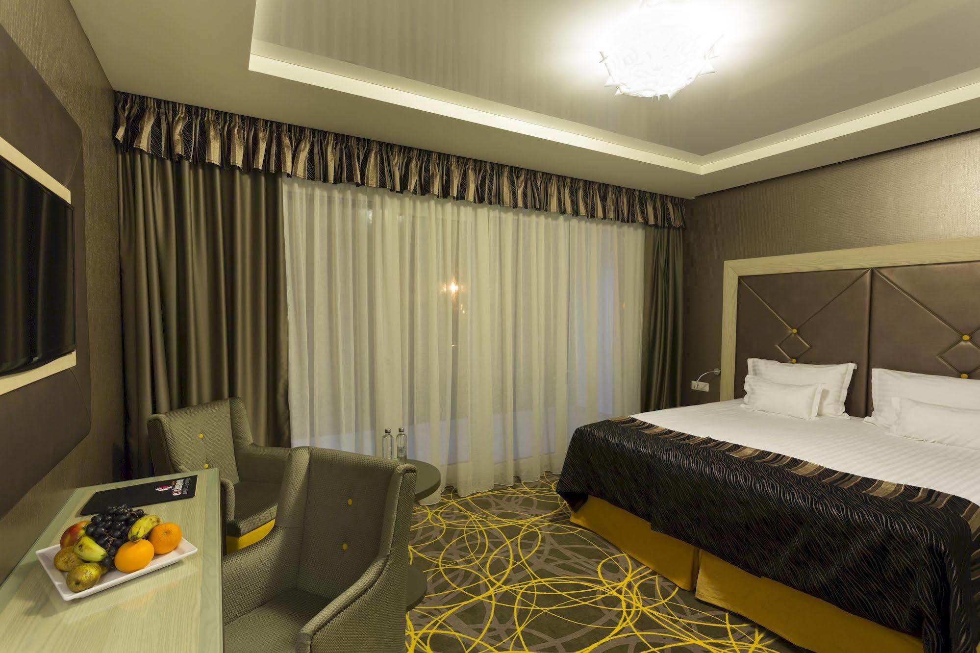 Exclusive Hotel & More سيبيو المظهر الخارجي الصورة